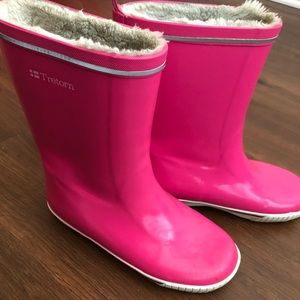 Pink rain boots